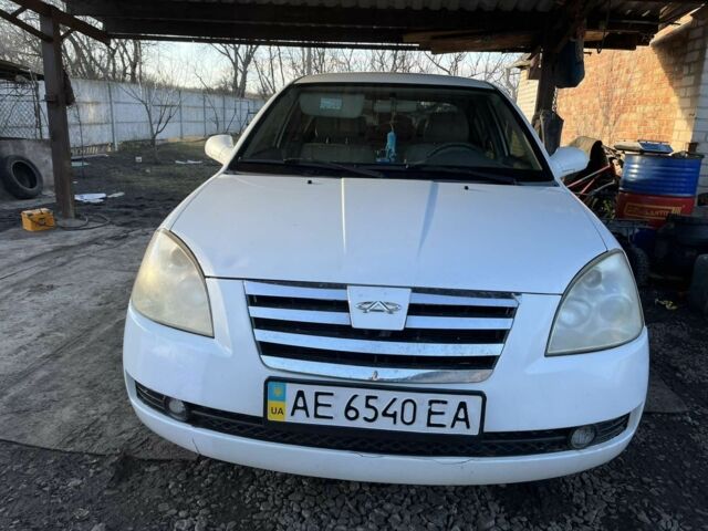 Белый Чери Элара, объемом двигателя 2 л и пробегом 160 тыс. км за 2500 $, фото 1 на Automoto.ua