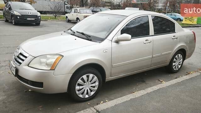 Бежевий Чері Елара, об'ємом двигуна 1.97 л та пробігом 96 тис. км за 2350 $, фото 1 на Automoto.ua