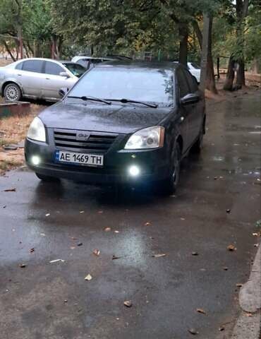 Черный Чери Элара, объемом двигателя 1.97 л и пробегом 200 тыс. км за 2500 $, фото 1 на Automoto.ua