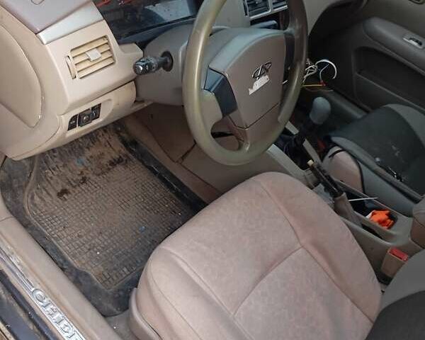 Чорний Чері Елара, об'ємом двигуна 2 л та пробігом 179 тис. км за 992 $, фото 1 на Automoto.ua