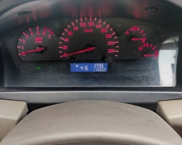 Чорний Чері Елара, об'ємом двигуна 1.5 л та пробігом 114 тис. км за 3300 $, фото 1 на Automoto.ua