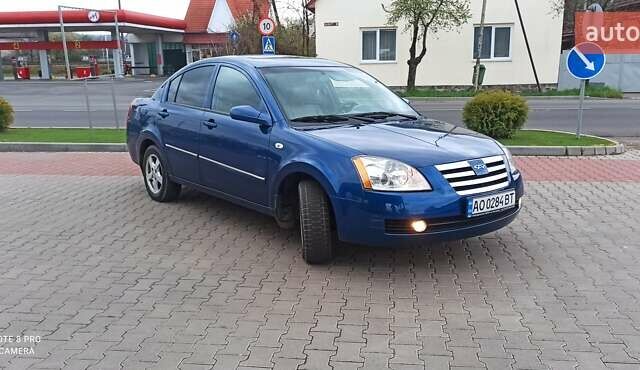 Синий Чери Элара, объемом двигателя 1.97 л и пробегом 78 тыс. км за 2900 $, фото 1 на Automoto.ua