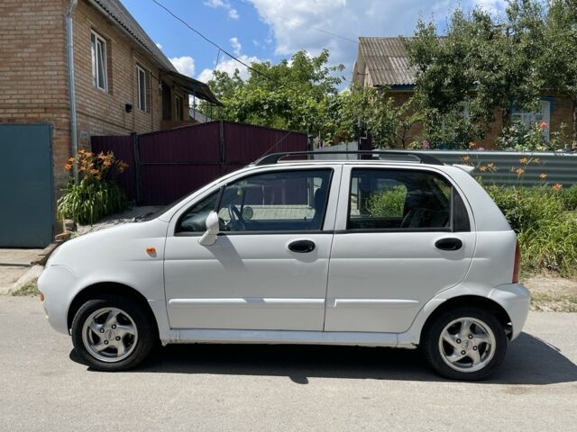 Білий Чері Джаггі, об'ємом двигуна 1.1 л та пробігом 1 тис. км за 2800 $, фото 1 на Automoto.ua