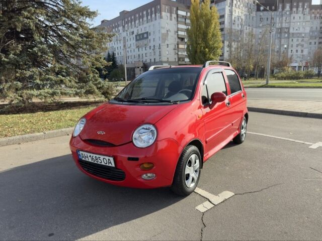 Чері Джаггі 2012 у Кривому Розі на Automoto.ua Червоний Чері Джаггі, об'ємом двигуна 1.1 л та пробігом 130 тис. км за 2800 $, фото 1 на Automoto.ua