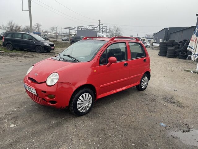 Красный Чери Джагги, объемом двигателя 1.1 л и пробегом 145 тыс. км за 1300 $, фото 1 на Automoto.ua