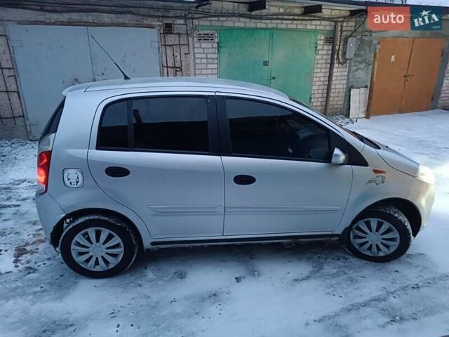 Серый Чери Кимо, объемом двигателя 1.3 л и пробегом 125 тыс. км за 3300 $, фото 1 на Automoto.ua