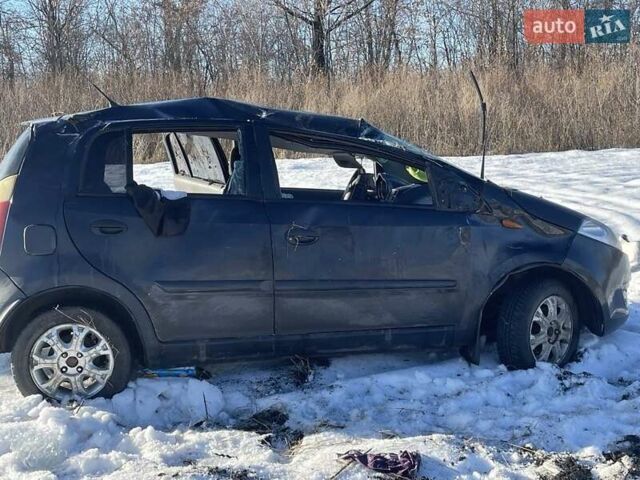 Синий Чери Кимо, объемом двигателя 1.3 л и пробегом 150 тыс. км за 900 $, фото 1 на Automoto.ua