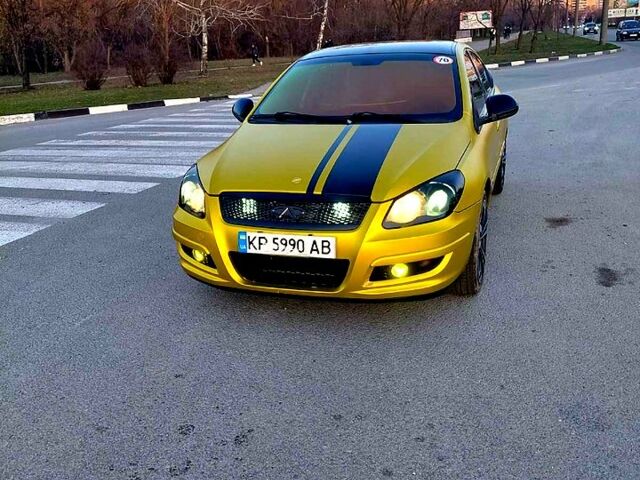 Белый Чери М11, объемом двигателя 1.6 л и пробегом 248 тыс. км за 3500 $, фото 1 на Automoto.ua