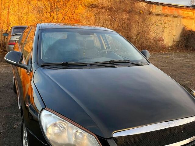 Чорний Чері М11, об'ємом двигуна 1.6 л та пробігом 80 тис. км за 2500 $, фото 1 на Automoto.ua