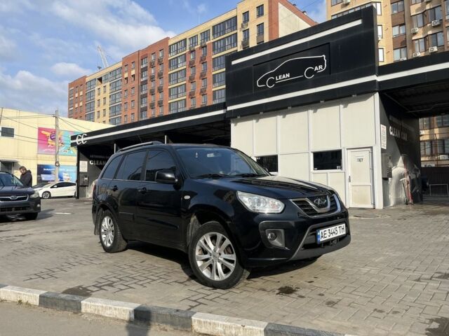 Черный Чери М11, объемом двигателя 1.8 л и пробегом 150 тыс. км за 5000 $, фото 1 на Automoto.ua