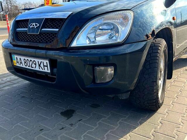 Зеленый Чери М11, объемом двигателя 2.4 л и пробегом 212 тыс. км за 3000 $, фото 1 на Automoto.ua