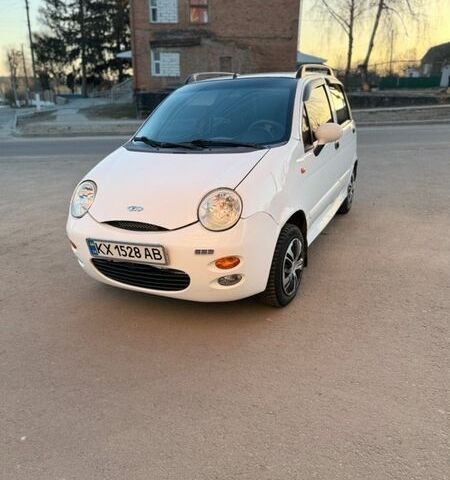 Белый Чери Кью Кью, объемом двигателя 1.08 л и пробегом 153 тыс. км за 2500 $, фото 1 на Automoto.ua