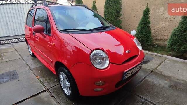 Красный Чери Кью Кью, объемом двигателя 1.08 л и пробегом 82 тыс. км за 2000 $, фото 1 на Automoto.ua