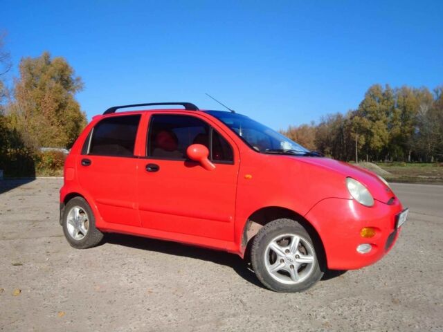 Красный Чери Кью Кью, объемом двигателя 1.1 л и пробегом 71 тыс. км за 2000 $, фото 1 на Automoto.ua