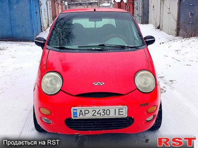 Красный Чери Кью Кью, объемом двигателя 1.1 л и пробегом 105 тыс. км за 1350 $, фото 1 на Automoto.ua