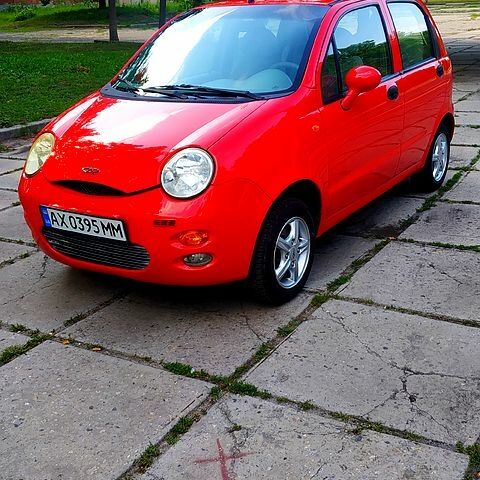 Красный Чери Кью Кью, объемом двигателя 1.1 л и пробегом 39 тыс. км за 2600 $, фото 1 на Automoto.ua