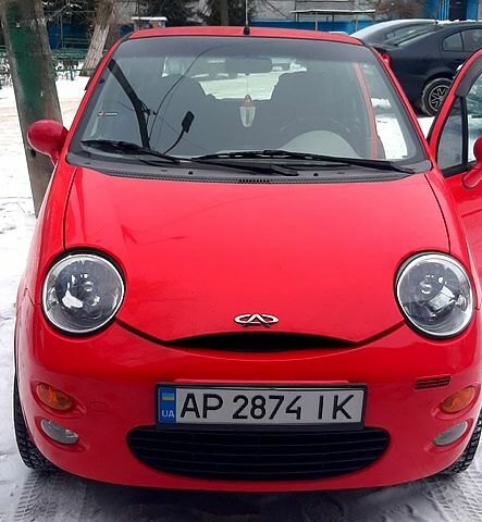 Красный Чери Кью Кью, объемом двигателя 1.1 л и пробегом 880 тыс. км за 2200 $, фото 1 на Automoto.ua