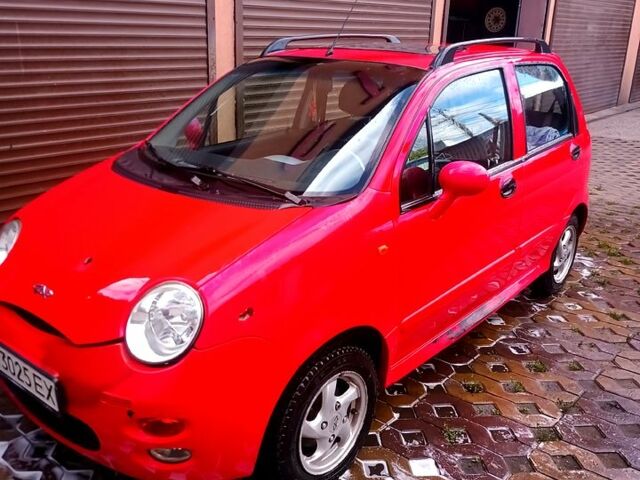 Красный Чери Кью Кью, объемом двигателя 1.1 л и пробегом 140 тыс. км за 1100 $, фото 1 на Automoto.ua