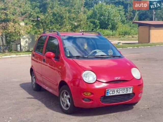 Красный Чери Кью Кью, объемом двигателя 1.1 л и пробегом 280 тыс. км за 1800 $, фото 1 на Automoto.ua