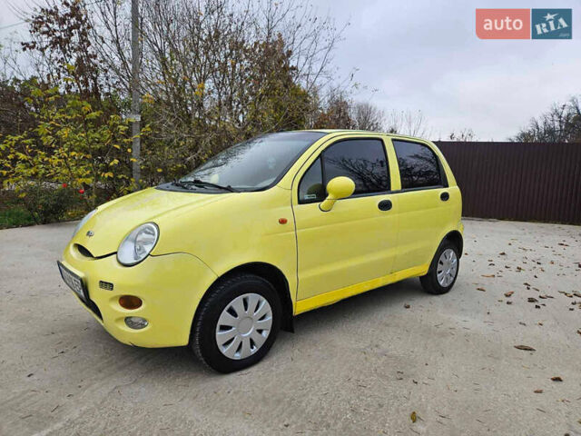 Жовтий Чері Кью Кью, об'ємом двигуна 1.08 л та пробігом 260 тис. км за 1750 $, фото 1 на Automoto.ua
