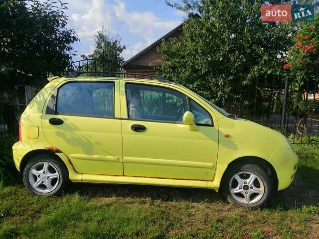 Жовтий Чері Кью Кью, об'ємом двигуна 1.08 л та пробігом 61 тис. км за 1200 $, фото 1 на Automoto.ua