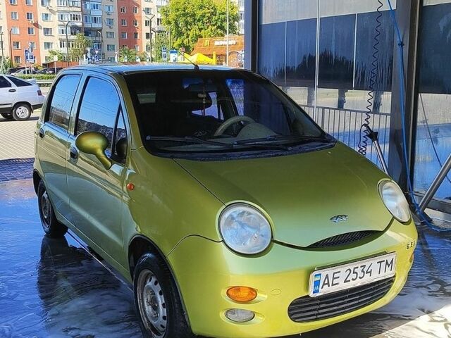 Жовтий Чері Кью Кью, об'ємом двигуна 1.08 л та пробігом 122 тис. км за 2200 $, фото 1 на Automoto.ua