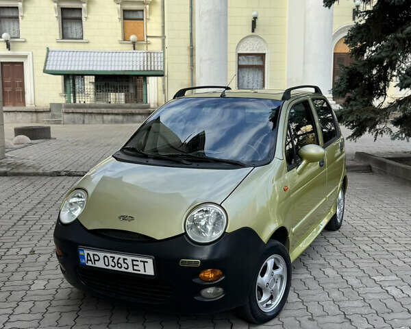Чери Кью Кью 2008 в Запорожье на Automoto.ua Желтый Чери Кью Кью, объемом двигателя 1.08 л и пробегом 66 тыс. км за 2150 $, фото 1 на Automoto.ua