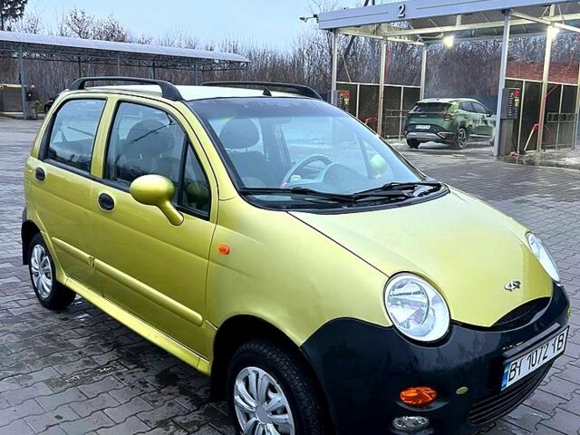 Жовтий Чері Кью Кью, об'ємом двигуна 1.1 л та пробігом 66 тис. км за 2000 $, фото 1 на Automoto.ua