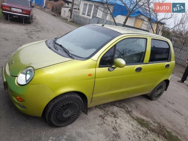 Желтый Чери Кью Кью, объемом двигателя 1.08 л и пробегом 130 тыс. км за 1799 $, фото 1 на Automoto.ua