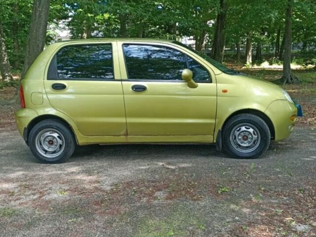 Жовтий Чері Кью Кью, об'ємом двигуна 1.1 л та пробігом 128 тис. км за 2100 $, фото 1 на Automoto.ua