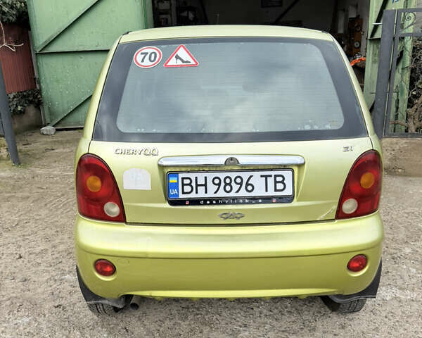 Желтый Чери Кью Кью, объемом двигателя 0.81 л и пробегом 131 тыс. км за 2100 $, фото 1 на Automoto.ua