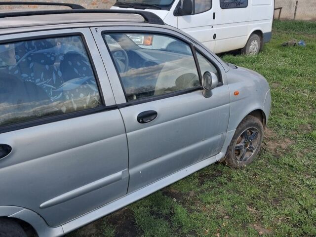 Сірий Чері Кью Кью, об'ємом двигуна 1.1 л та пробігом 150 тис. км за 1100 $, фото 1 на Automoto.ua