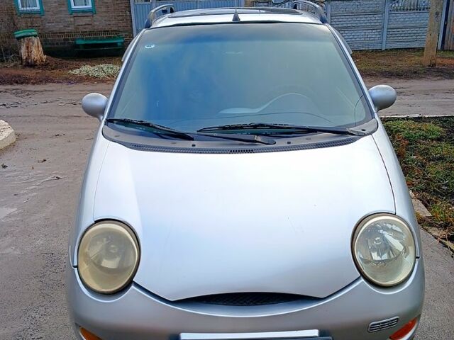 Серый Чери Кью Кью, объемом двигателя 1.1 л и пробегом 0 тыс. км за 2000 $, фото 1 на Automoto.ua