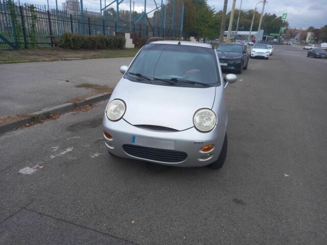 Серый Чери Кью Кью, объемом двигателя 0 л и пробегом 135 тыс. км за 2200 $, фото 1 на Automoto.ua