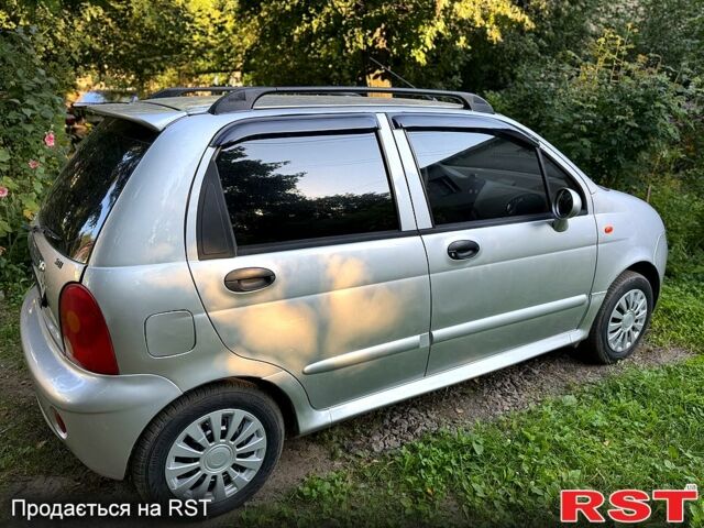 Сірий Чері Кью Кью, об'ємом двигуна 1.1 л та пробігом 100 тис. км за 2800 $, фото 1 на Automoto.ua