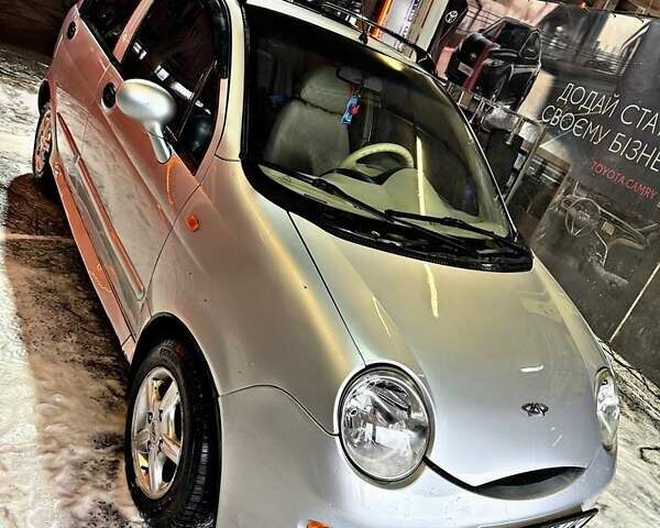 Серый Чери Кью Кью, объемом двигателя 1.1 л и пробегом 97 тыс. км за 3500 $, фото 1 на Automoto.ua