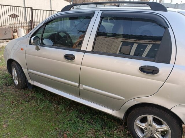 Сірий Чері Кью Кью, об'ємом двигуна 1.1 л та пробігом 93 тис. км за 2900 $, фото 1 на Automoto.ua