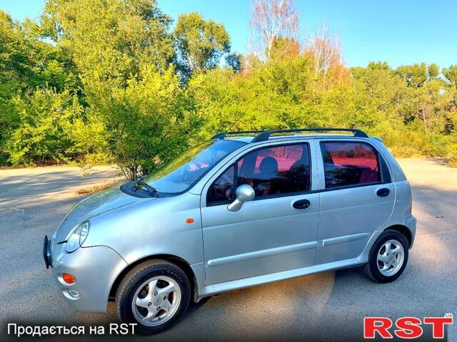 Сірий Чері Кью Кью, об'ємом двигуна 1.1 л та пробігом 70 тис. км за 3300 $, фото 1 на Automoto.ua