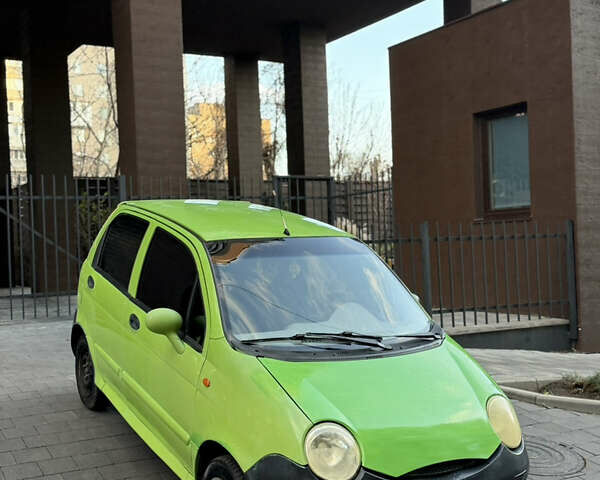 Зеленый Чери Кью Кью, объемом двигателя 0.81 л и пробегом 122 тыс. км за 1200 $, фото 1 на Automoto.ua