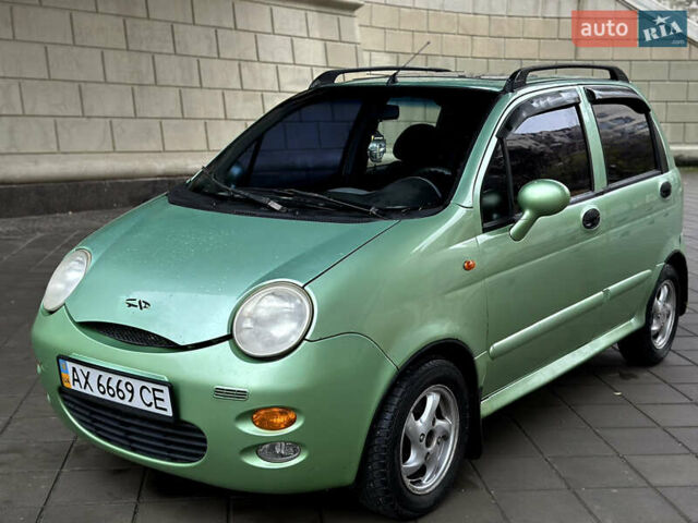 Зеленый Чери Кью Кью, объемом двигателя 1.08 л и пробегом 21 тыс. км за 1800 $, фото 1 на Automoto.ua