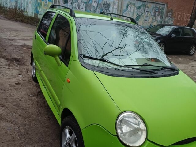 Зеленый Чери Кью Кью, объемом двигателя 1 л и пробегом 168 тыс. км за 1400 $, фото 1 на Automoto.ua