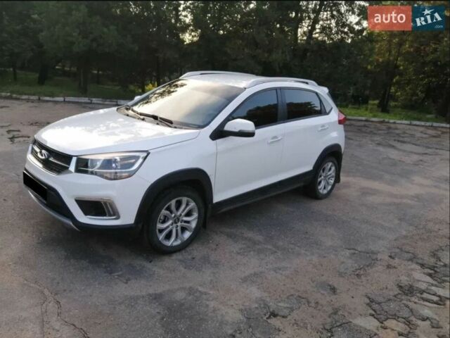 Белый Чери Tiggo 2, объемом двигателя 1.5 л и пробегом 80 тыс. км за 7999 $, фото 1 на Automoto.ua