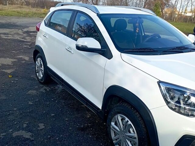 Білий Чері Tiggo 2, об'ємом двигуна 1.5 л та пробігом 14 тис. км за 9200 $, фото 1 на Automoto.ua