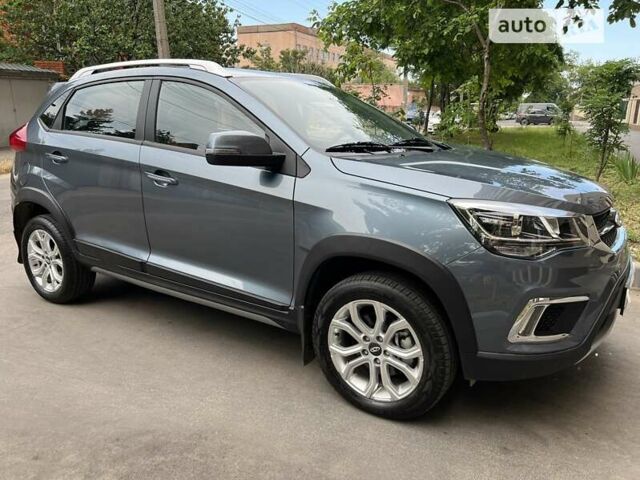 Синій Чері Tiggo 2, об'ємом двигуна 1.5 л та пробігом 4 тис. км за 12000 $, фото 1 на Automoto.ua