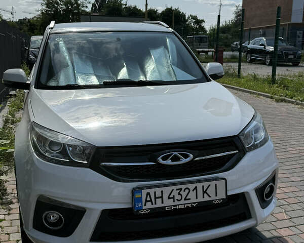 Білий Чері Tiggo 3, об'ємом двигуна 1.6 л та пробігом 58 тис. км за 8000 $, фото 1 на Automoto.ua