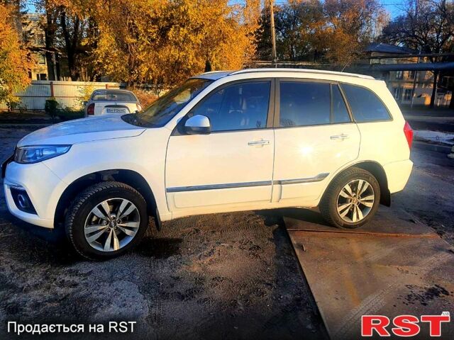 Белый Чери Tiggo 3, объемом двигателя 1.6 л и пробегом 43 тыс. км за 8700 $, фото 1 на Automoto.ua