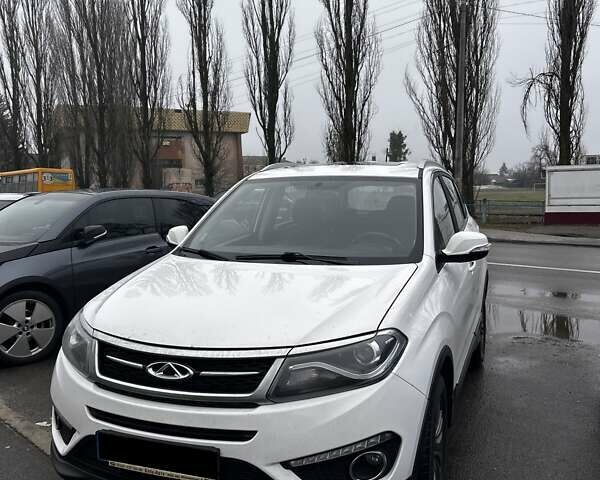 Белый Чери Tiggo 5, объемом двигателя 1.97 л и пробегом 180 тыс. км за 8000 $, фото 1 на Automoto.ua