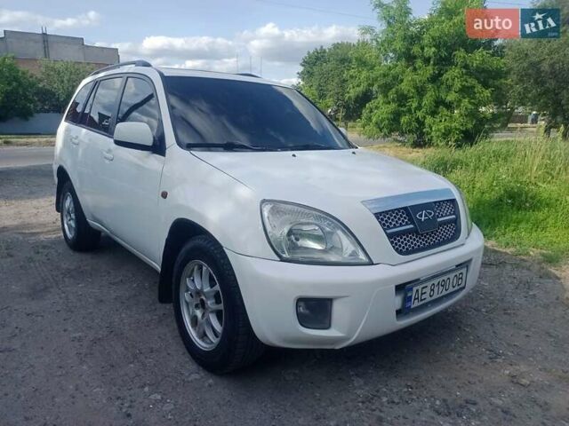 Белый Чери Тигго, объемом двигателя 2.4 л и пробегом 152 тыс. км за 2499 $, фото 1 на Automoto.ua