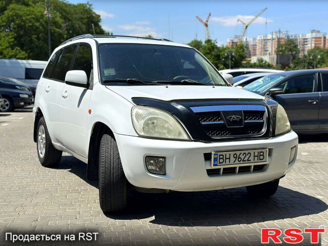 Белый Чери Тигго, объемом двигателя 2 л и пробегом 178 тыс. км за 3499 $, фото 1 на Automoto.ua