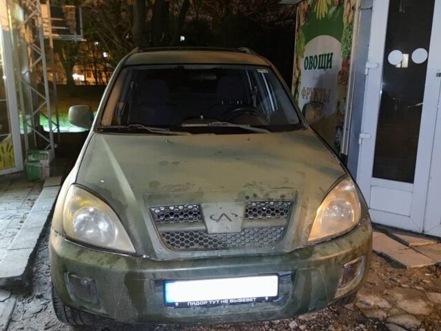 Білий Чері Тігго, об'ємом двигуна 2.4 л та пробігом 340 тис. км за 2300 $, фото 1 на Automoto.ua